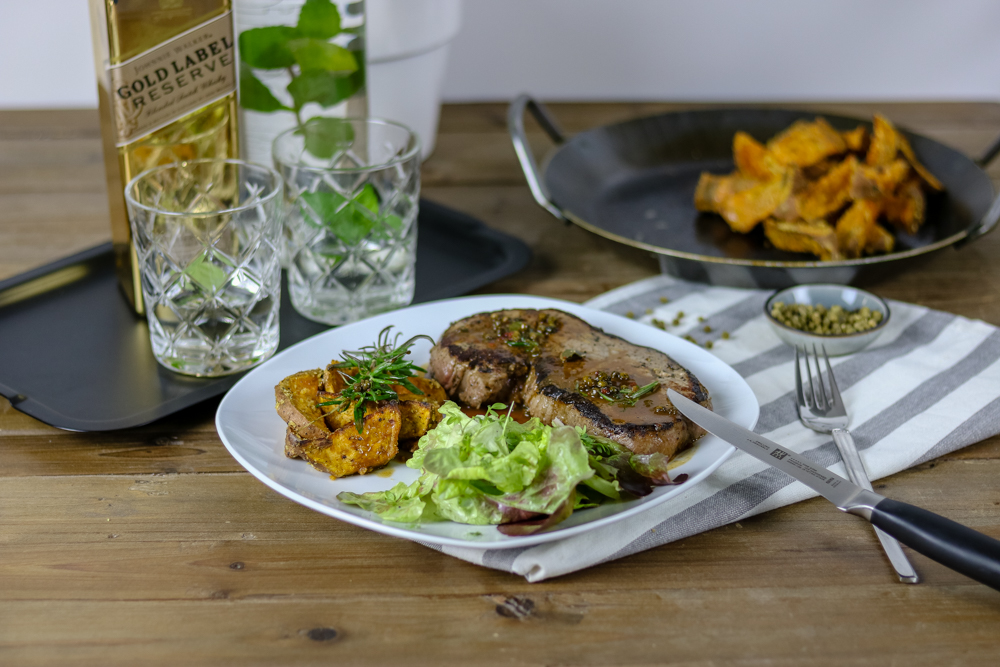Ein echtes Sommeressen: Hüftsteak in Whisky-Pfeffer Soße mit ... Ein echtes Sommeressen: Hüftsteak in Whisky-Pfeffer Soße mit ...